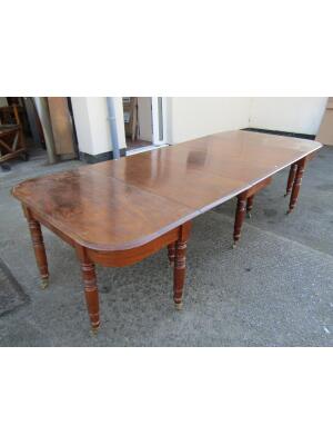 Regency Mahogany ‘Imperial-Action’ Extending Dining Table